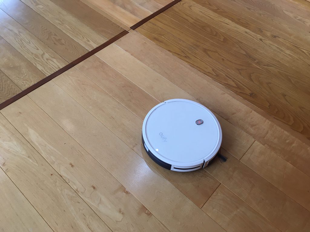 無垢フローリング　ルンバ 　ロボット掃除機